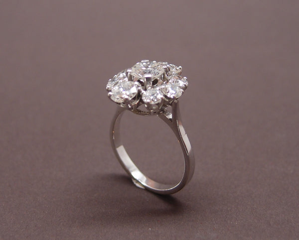 Bague Diamants "Entourage" total : 2 cts