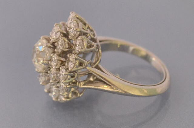 Bague diamants et platine
