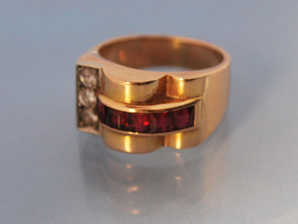 Bague diamants rubis et or