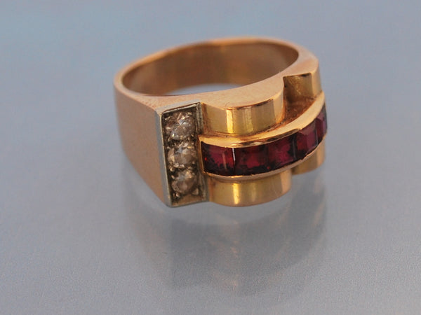 Bague diamants rubis et or