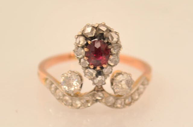 Bague Duchesse Rubis et Diamants