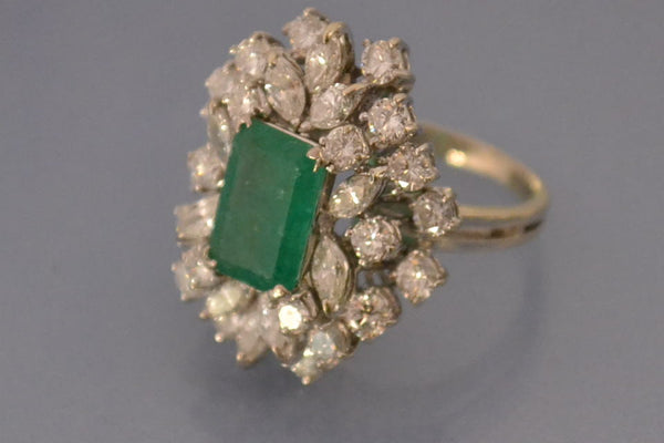 Bague Emeraude diamants