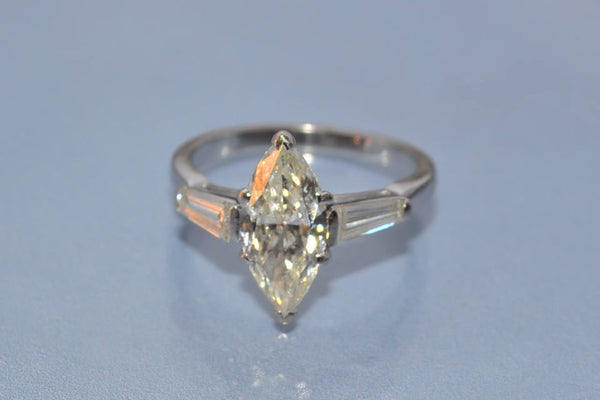 Bague navette diamant 1,3 ct