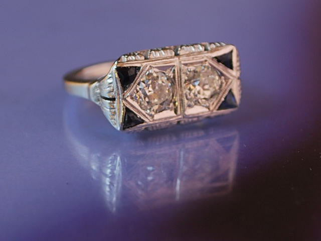 Bague platine diamants saphirs 1930