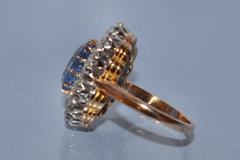 Bague pompadour saphir et diamants