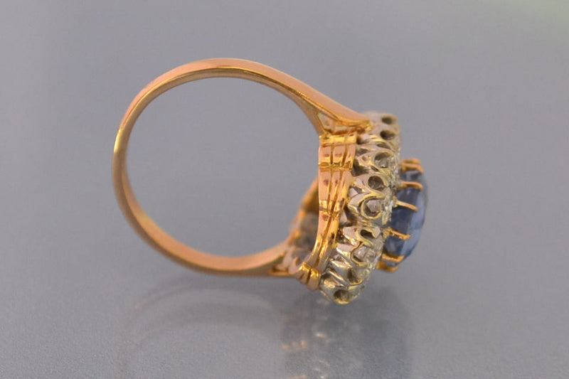 Bague pompadour saphir et diamants