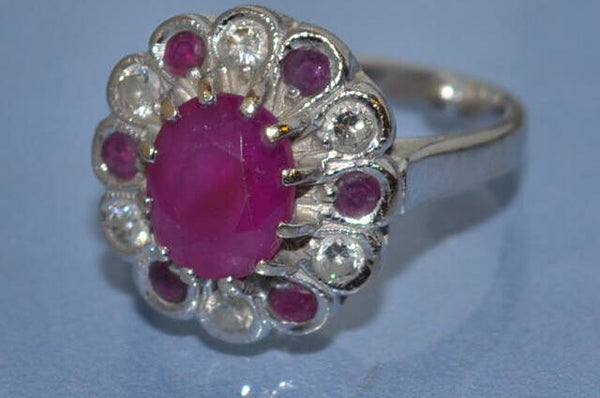 Bague rubis diamants et or