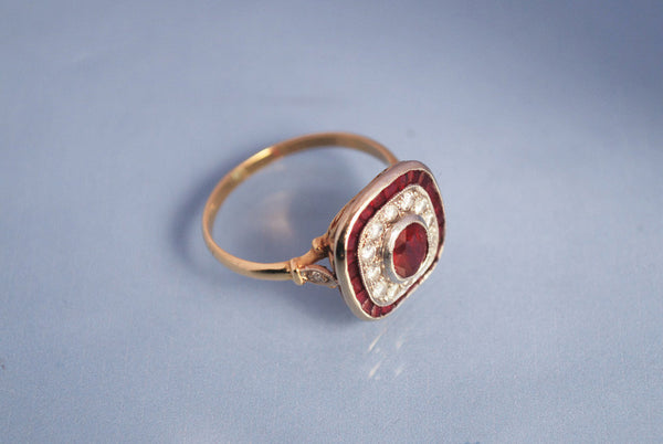 Bague Rubis Diamants et Or jaune