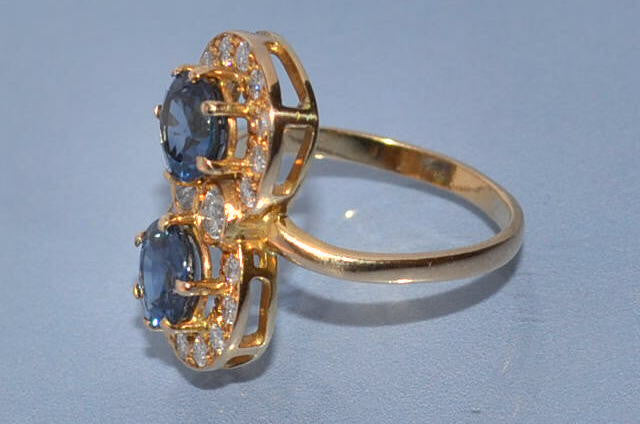 Bague saphirs diamants et or jaune