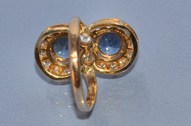 Bague saphirs diamants et or jaune