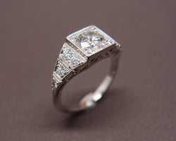 Bague Style art déco diamant 0.88 ct D/VS2