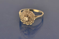Bague Style Marguerite, Anciennen Or et Diamants