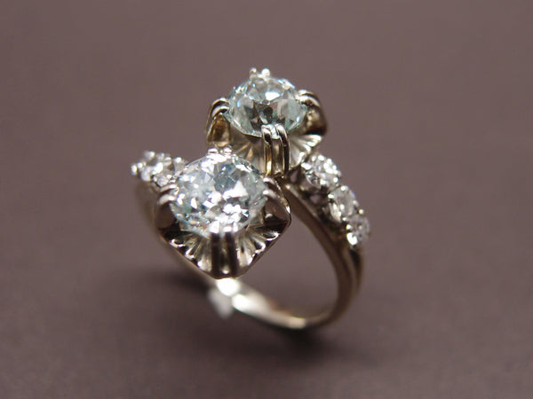 bague toi et moi , 2 diamants taille ancienne de 0.65 ct