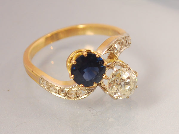 Bague toi et moi diamants et saphir