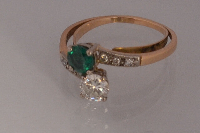 Bague toi et moi Emeraude diamants or 18 carat et platine