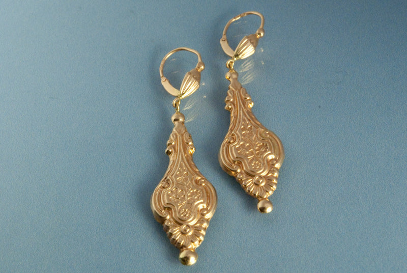 Boucle d'oreille 1900 en Or