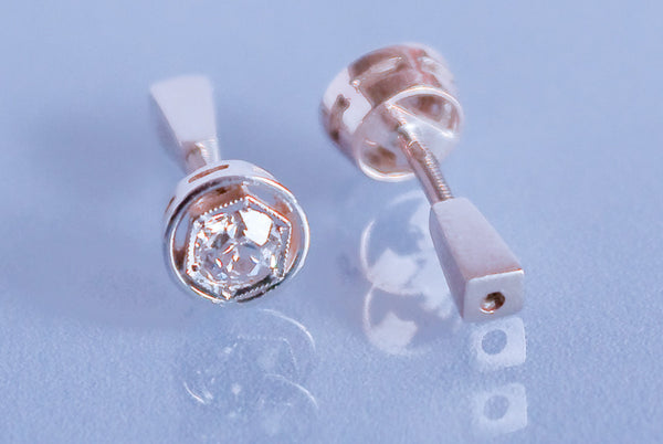 Boucle d'oreille Puce Diamants Art déco