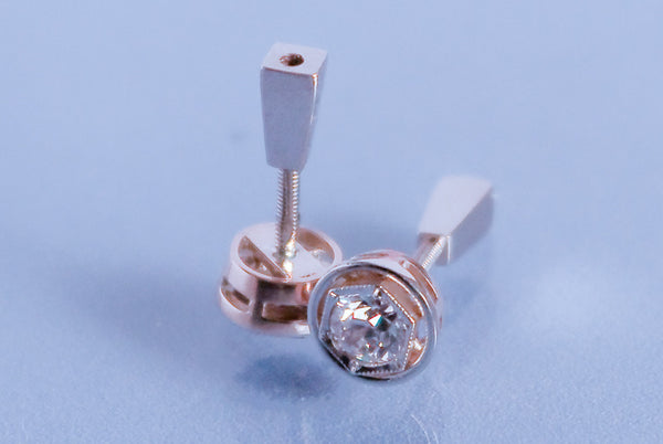 Boucle d'oreille Puce Diamants Art déco