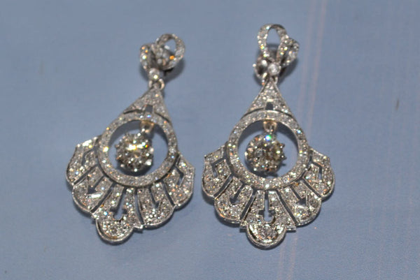 Boucles d'oreille art déco diamants platine