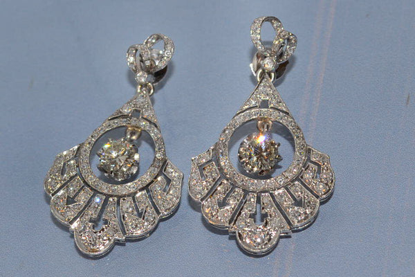 Boucles d'oreille art déco diamants platine