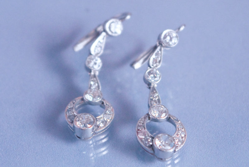 Boucles d'oreille Art déco Platine et diamants