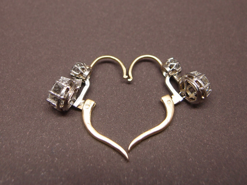 Boucles d'oreilles "dormeuses" 2 x 0.8 ct Taille ancienne