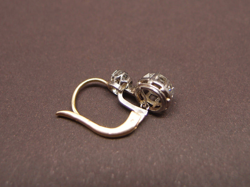 Boucles d'oreilles "dormeuses" 2 x 0.8 ct Taille ancienne