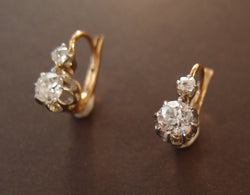 boucles d'oreilles "dormeuses" or et diamants