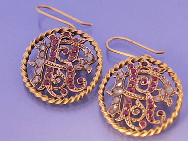 boucles oreille ancienne en or rubis et diamants taille rose