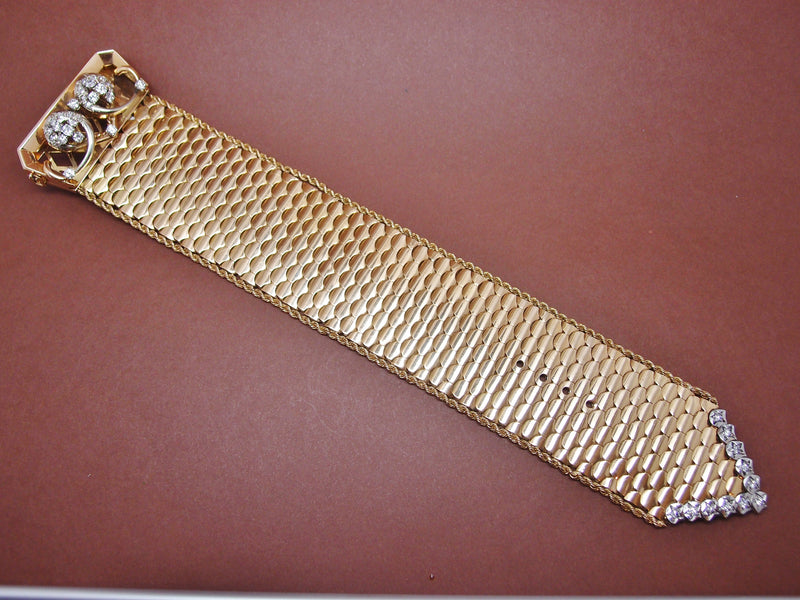 bracelet ceinture vers 1950 , or 18 carats et diamants, 118.6 gr