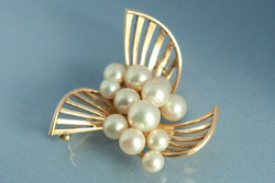 Broche Mikimoto Or et Perles