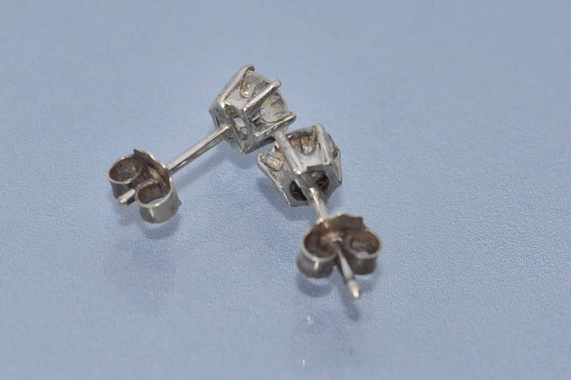 Clous d'oreille diamants 1 carat