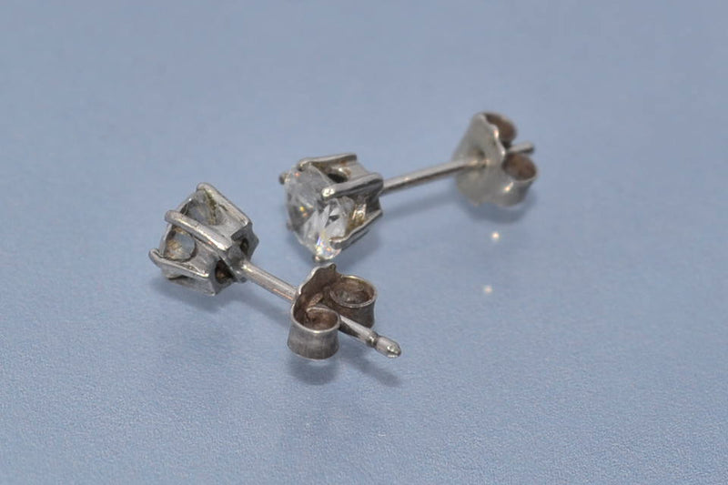 Clous d'oreille diamants 1 carat