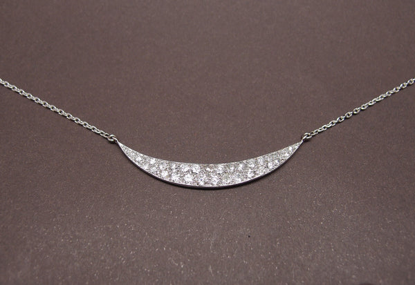 Colier Pendentif or gris platine et diamants