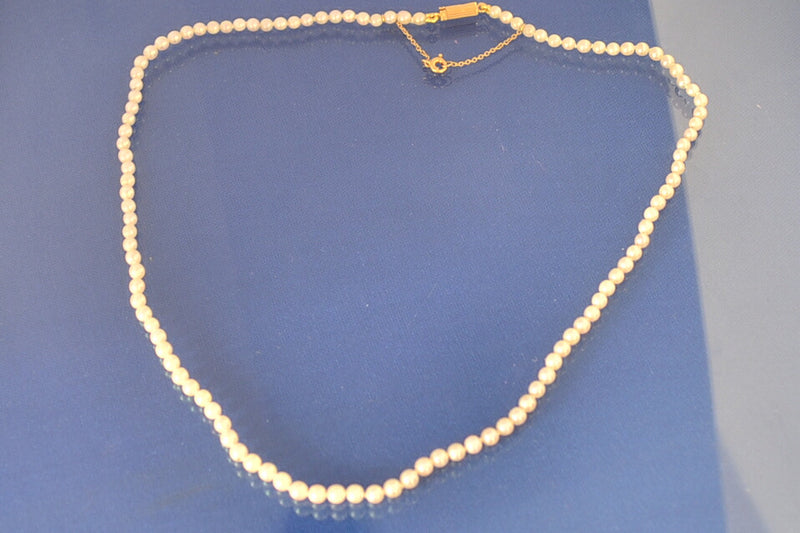 Collier de Perles Anciennes et Fermoir Or Jaune