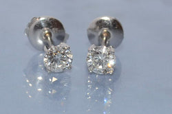 Puce d'oreille diamants 1 carat