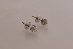 Puces d'Oreilles Diamants